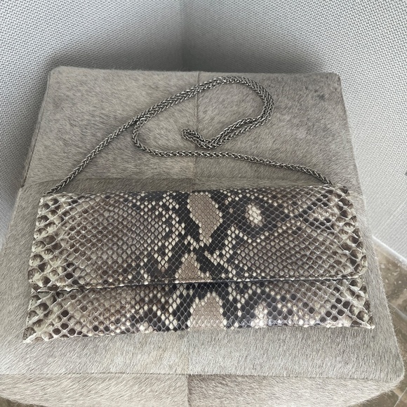 PHYTON SNAKE SKIN CLUTCH - WITH CHAIN AND BELT - Picture 6 of 14